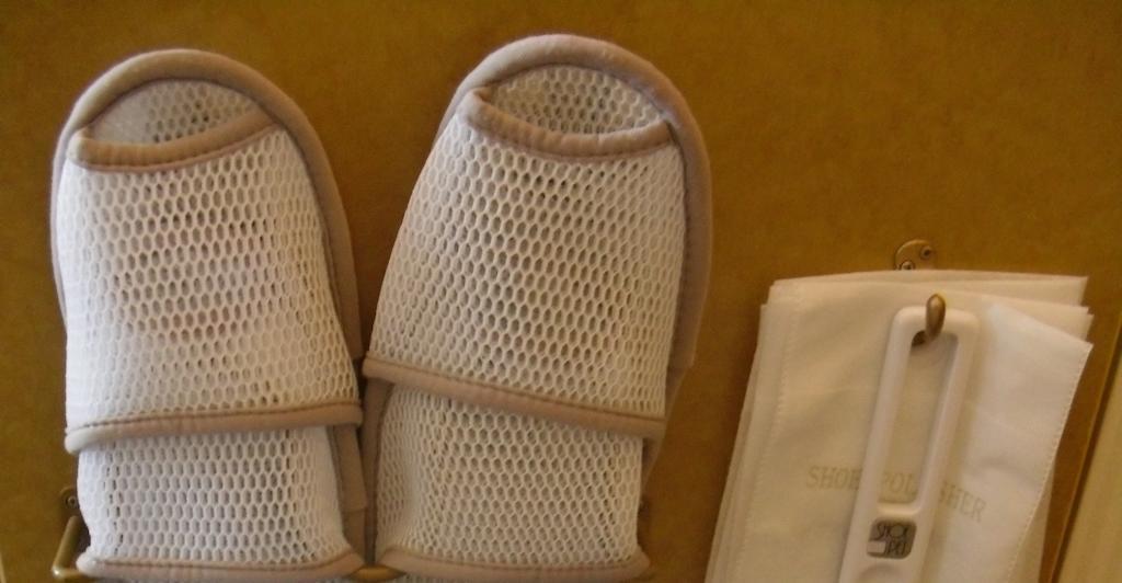Toyoko Inn Tokyo Shinagawa-Eki Takanawa-Guchi Bagian luar foto